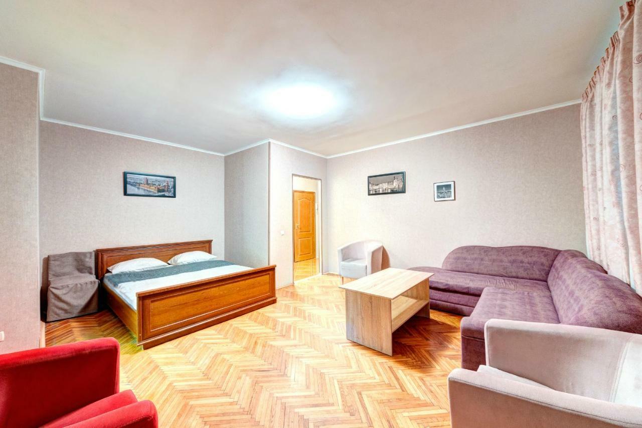 Apartments Near The Palace Of Sports Киев Экстерьер фото